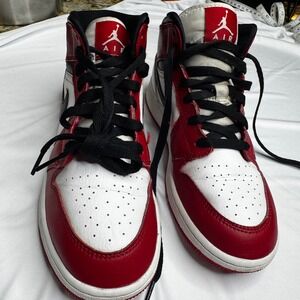 Air Jordan 1 Mid Chicago Grade School White Red Black Youth Sneakers Shoes SZ 6Y